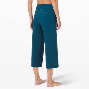 Lululemon Align Wide Leg Super-High-Rise Crop Pant Size 14 Blue Borealis